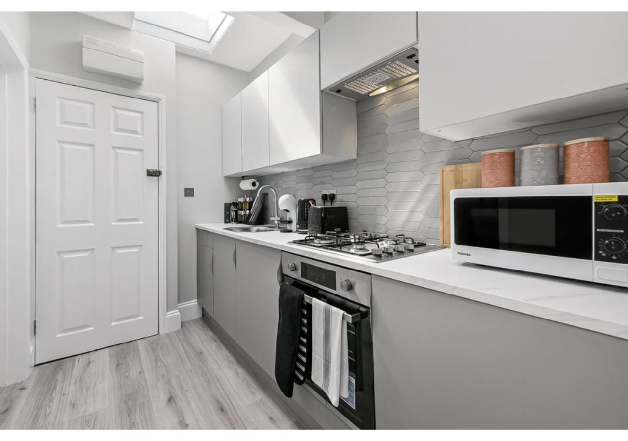 New And Modern Flat In London! Appartement Londres